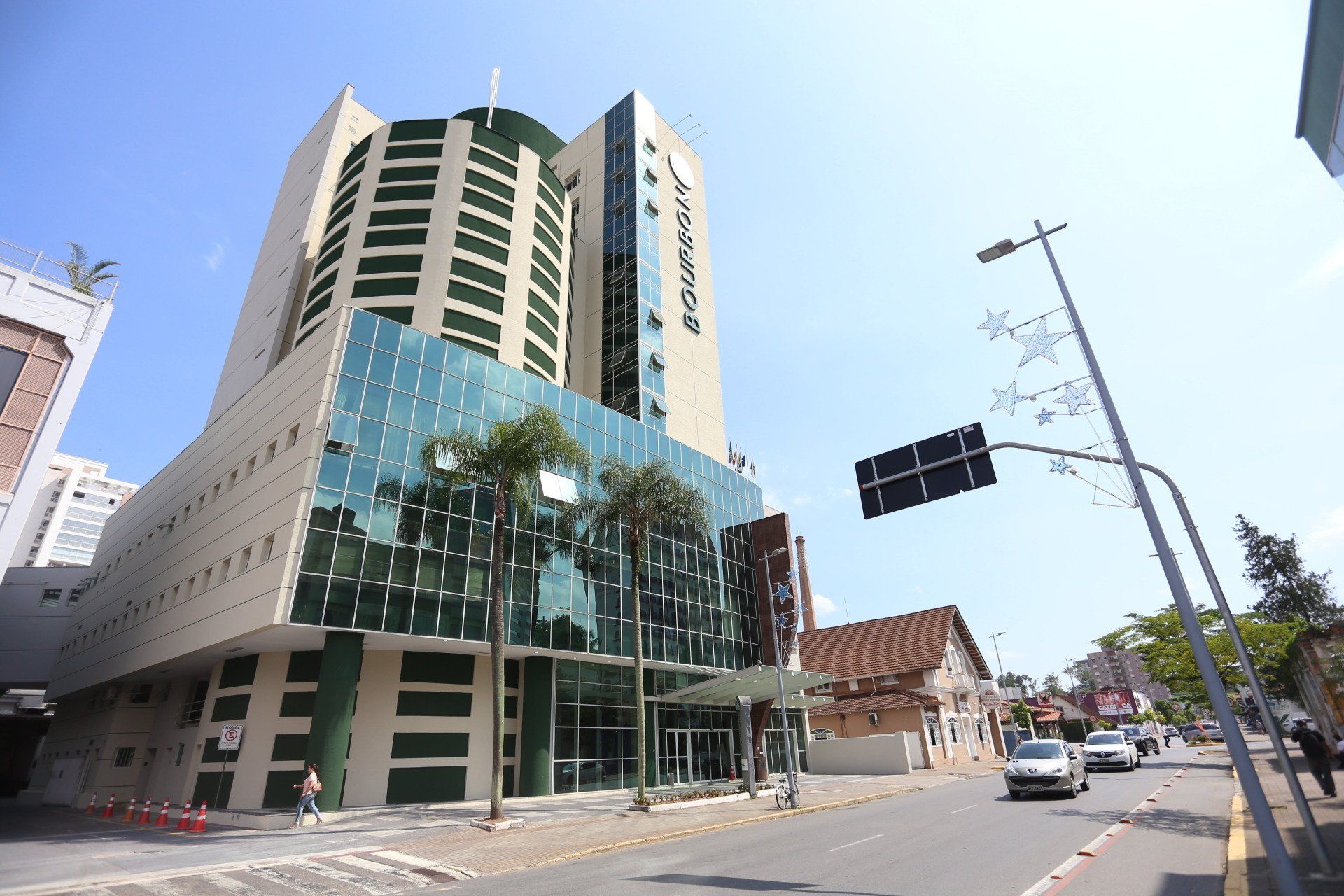 Fachada do Bourbon Convention Hotel Joinville
